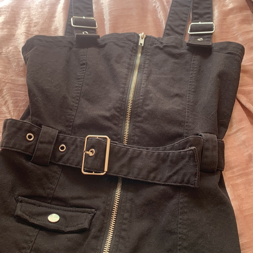 Divided Black Zip Up Dress - Picture 3 of 8
